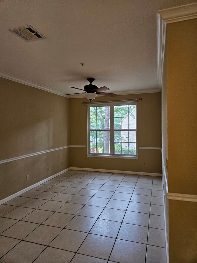 Building Photo - 13810 Sutton Park Dr N