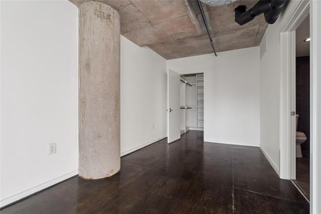 Building Photo - 3110 Thomas Ave