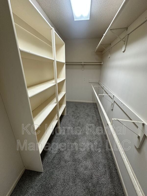 Building Photo - 15137 W 132nd St