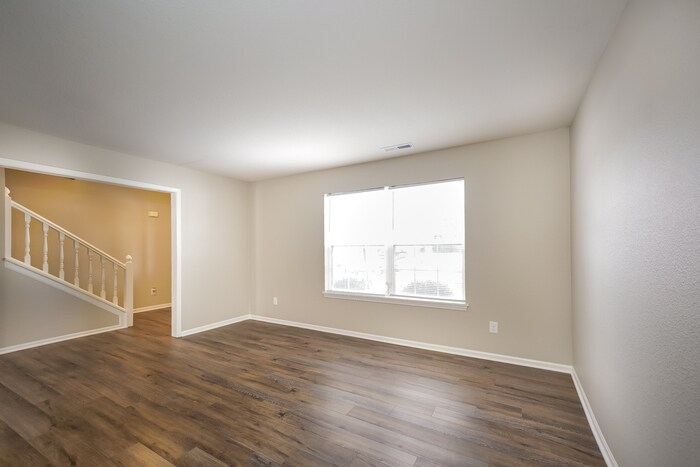 Building Photo - 6314 Whitaker Farms Dr