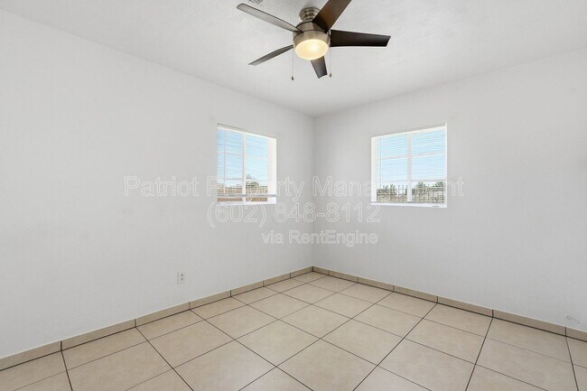 Building Photo - 6701 N 33rd Ave