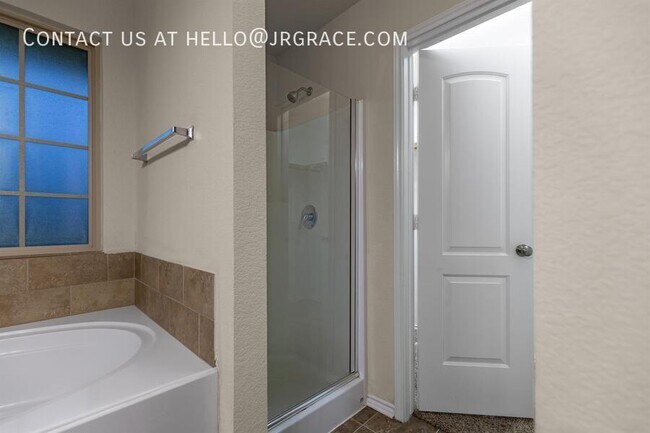 Building Photo - 4204 S Fork Ranch Rd