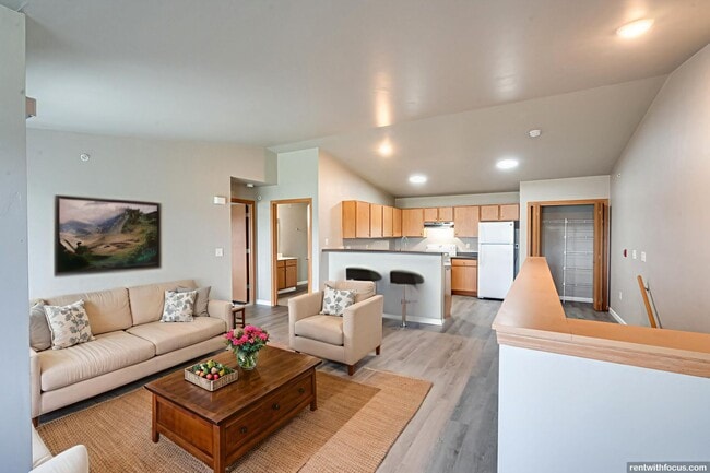 Interior Photo - The District
