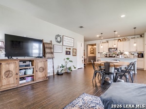 Building Photo - 6623 Bowie Cv