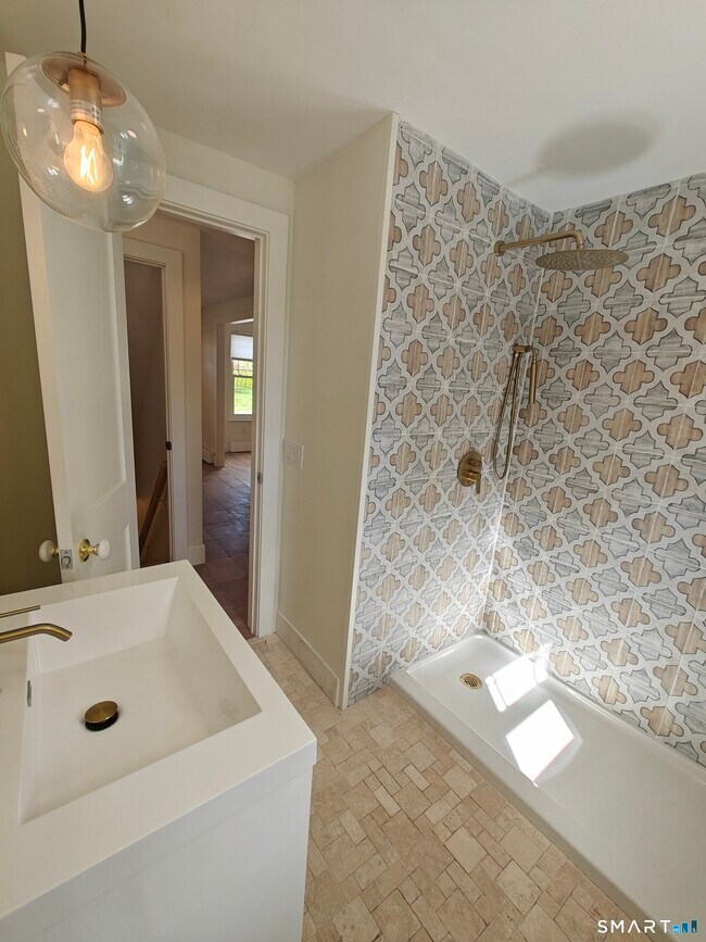Building Photo - 241 Cricket Knoll