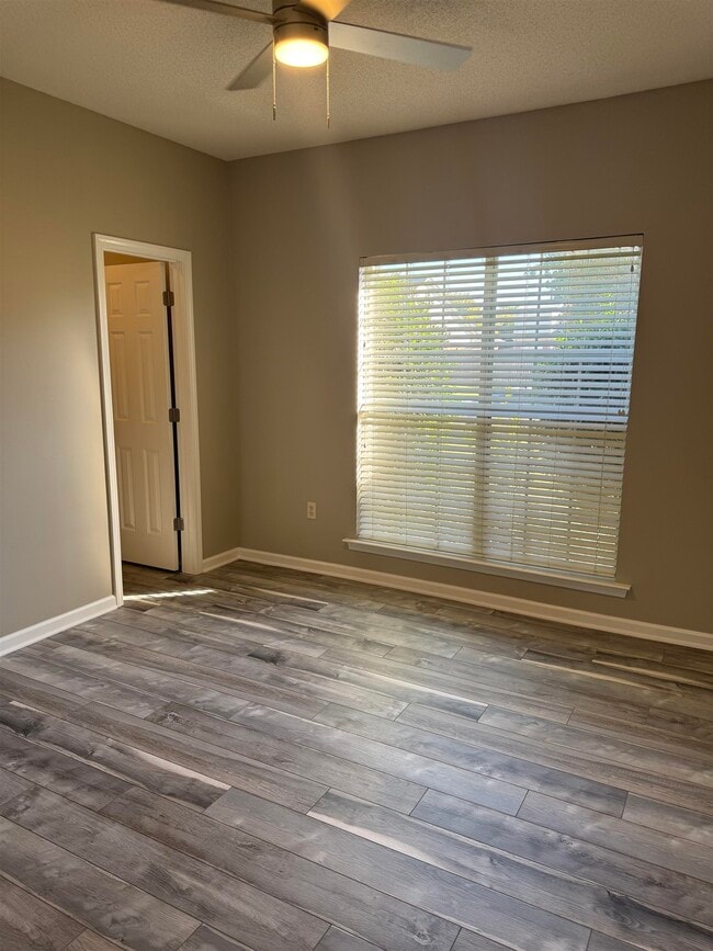 Building Photo - 5417 Eagle Bead Cove