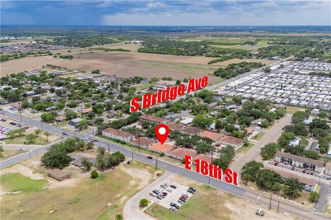 Building Photo - 604 Buena Vista Dr