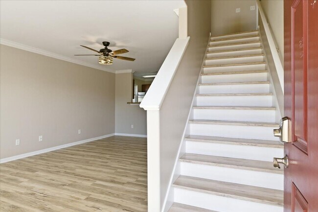 Building Photo - Private Backyard + Pet-Friendly Living Near Pooler & Savannah – Move-In Ready