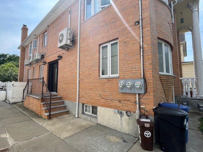 Building Photo - 48-19 207th St