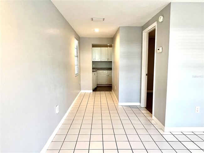 Building Photo - 2802 W Lake Eloise Dr