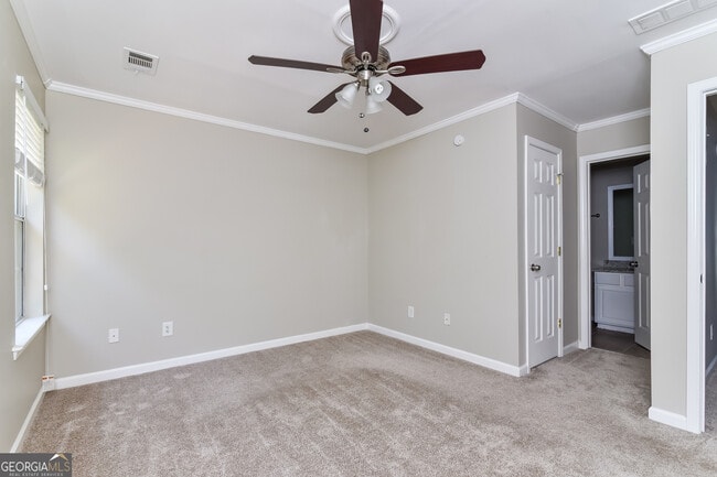 Building Photo - 4746 Autumn Rose Trail