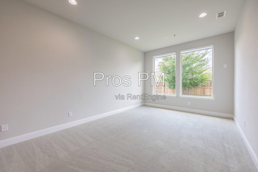 Building Photo - 1017 Wimberly Ln