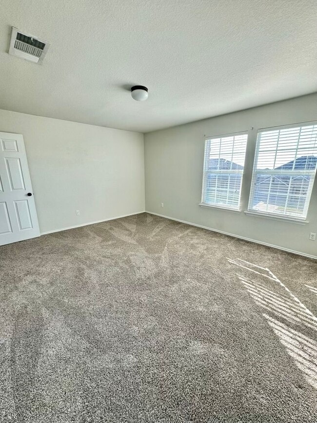 Building Photo - AVAILABLE SOON!