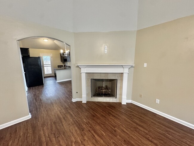 Building Photo - 5626 Tulip Tree Dr