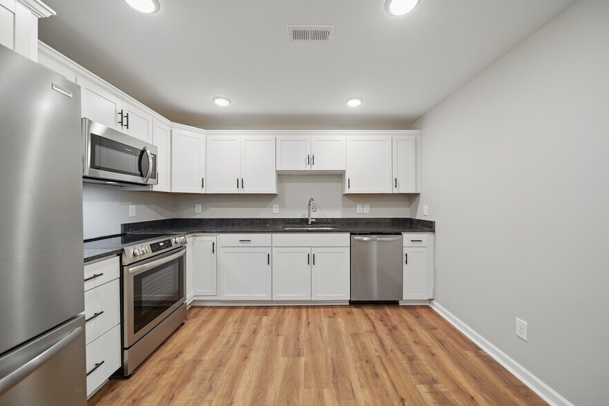 kitchen - 216 Legion Dr