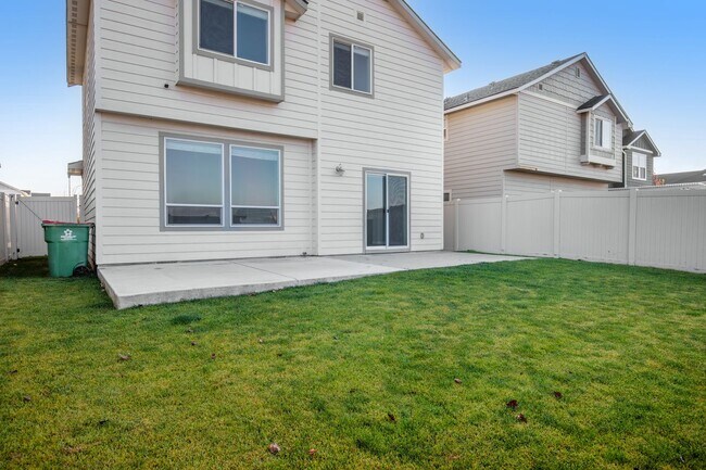 Building Photo - Modern 4-Bedroom Home in Meridian – Spacious Layout + Great Location