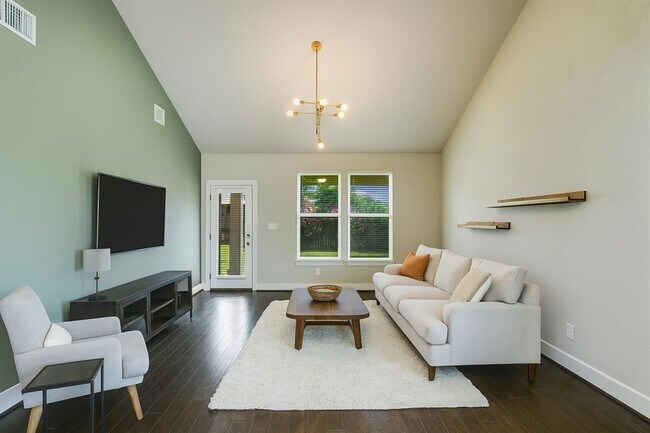 Building Photo - 5826 Aviano Rd