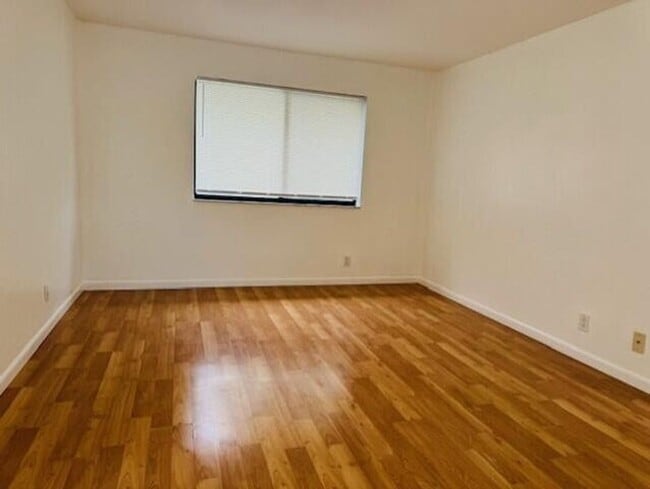 Building Photo - 6008 Strawberry Fields Way