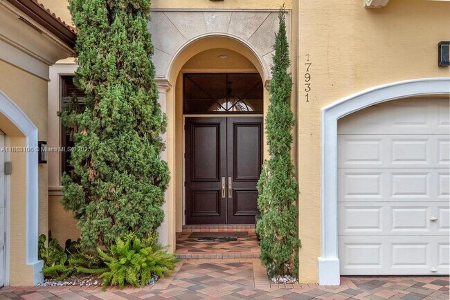 Building Photo - 17931 Lake Azure Way