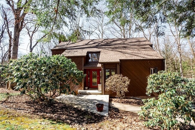 Primary Photo - 126 Green Forest Dr