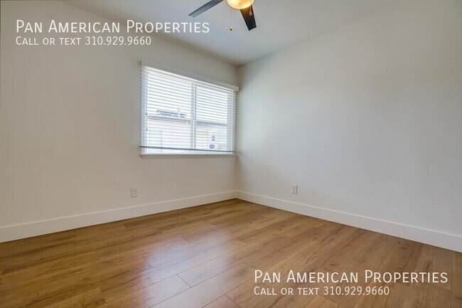 Building Photo - 11314 1/2 S Truro Ave-