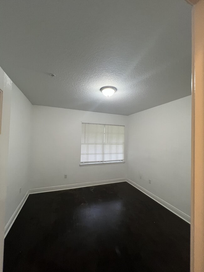 Building Photo - 2572 Robert Trent Jones Dr