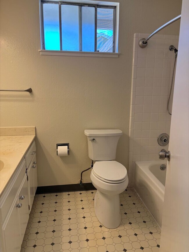 Building Photo - 3 bedroom Rincon Valley