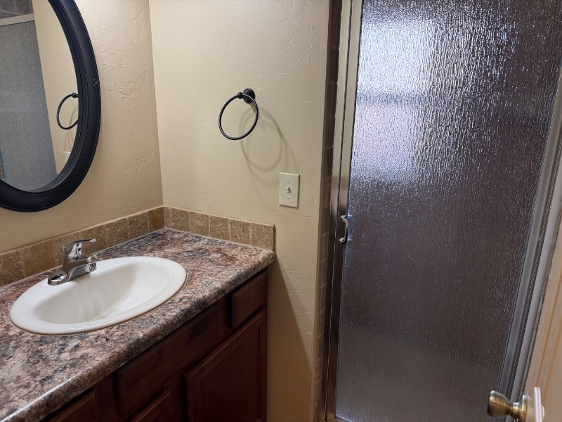 Building Photo - 619 Grand Ave