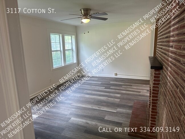 Building Photo - 3117 Cotton St