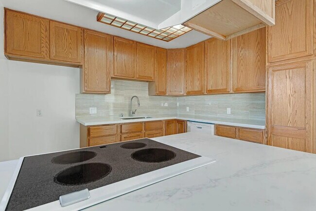 Building Photo - Beautifully Updated 3 Bedroom Home with Pool, Spacious Backyard & 2-Car Garage!
