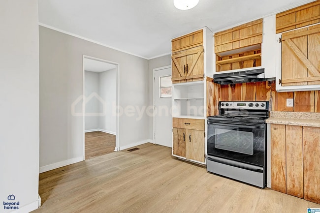 Building Photo - Beautifully Renovated Home in Adamsville -...