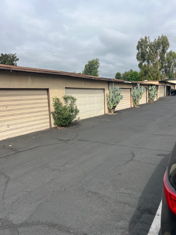 Building Photo - 145 N Cambridge Ave