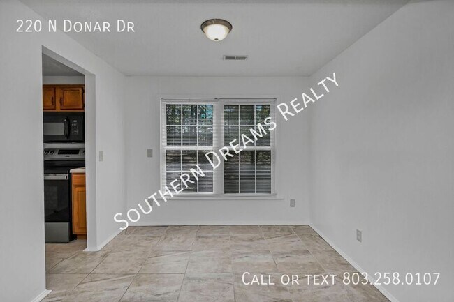 Building Photo - 220 N Donar Dr