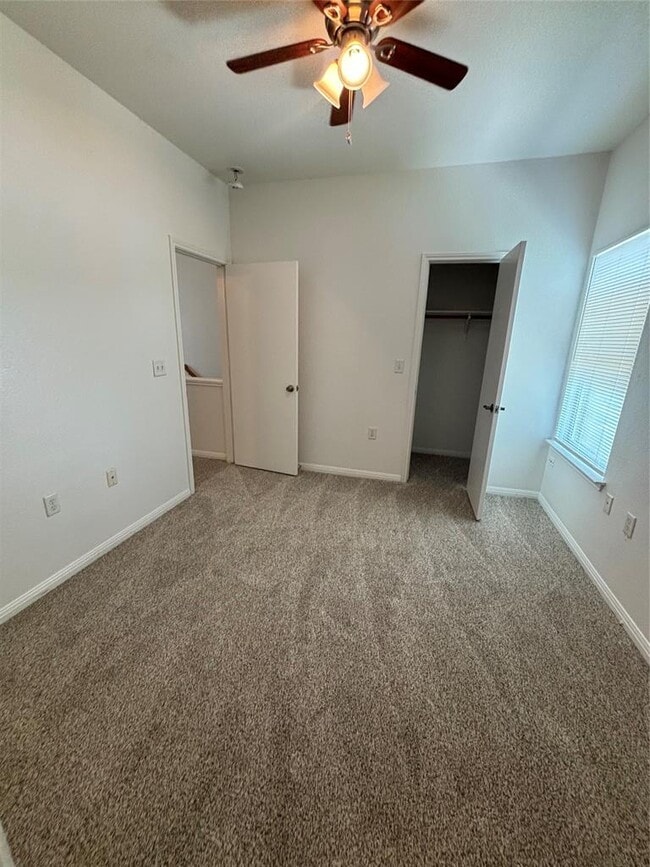 Building Photo - 1703 Deloney St