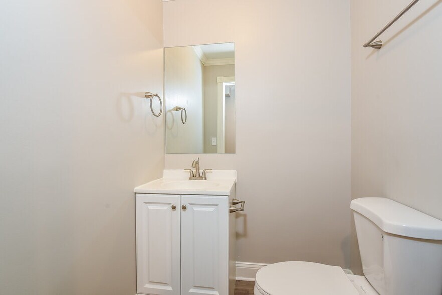 Building Photo - 1183 Ridgeside Dr NW
