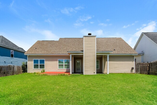 Building Photo - Spacious 4 Home in Chastain Place Grovetown, GA