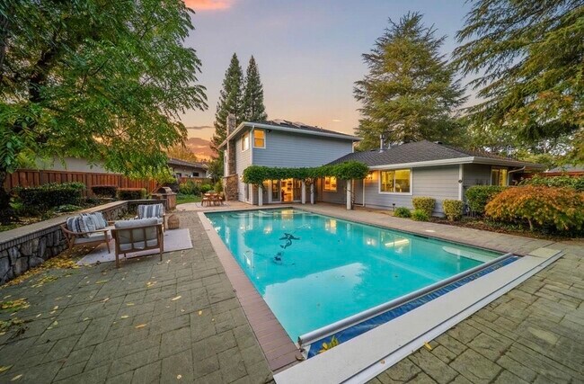 Building Photo - 399 Verona Ave