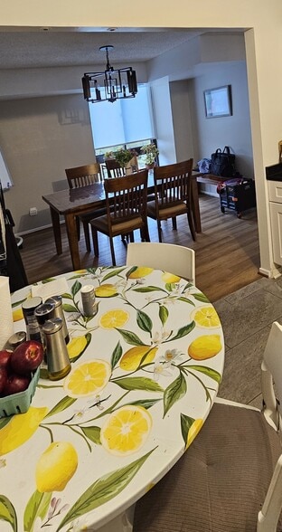 Building Photo - 2300 Pimmit Dr