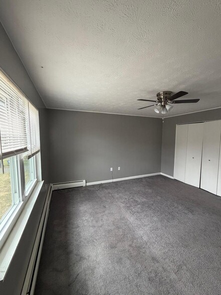 Building Photo - 1081 Blue Hills Ave