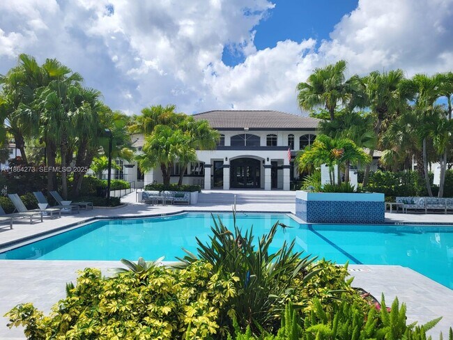 Primary Photo - 4555 NW 99th Ave