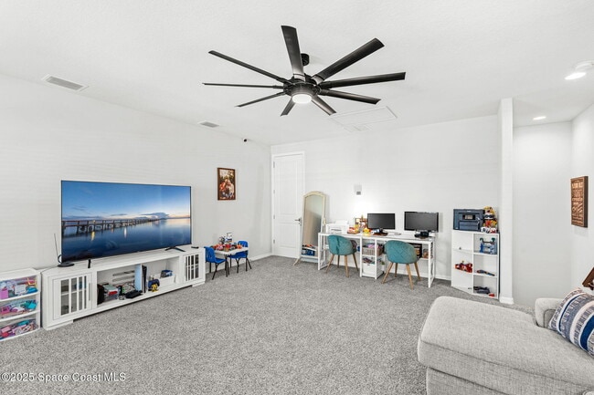 Building Photo - 8110 Allure Dr