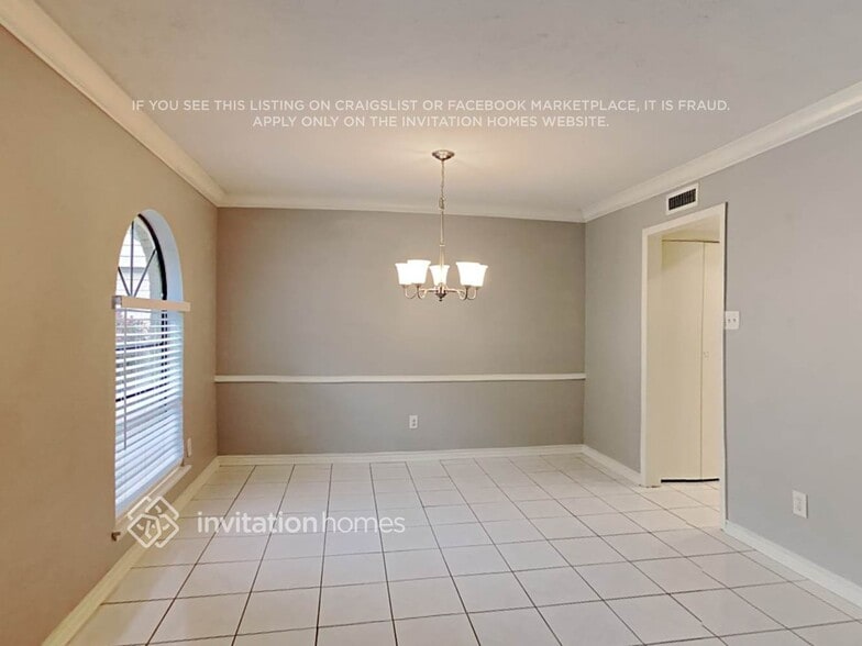 Building Photo - 2107 Fall Meadow Dr