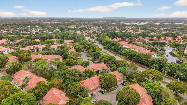 Building Photo - 5530 Coach House Cir