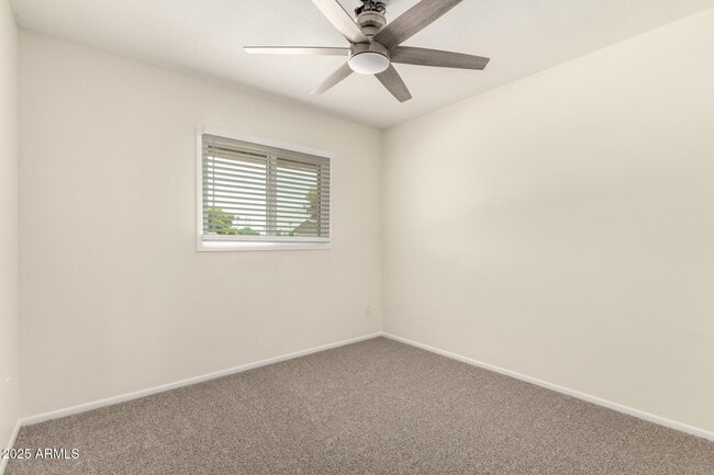 Building Photo - 4715 S Mill Ave