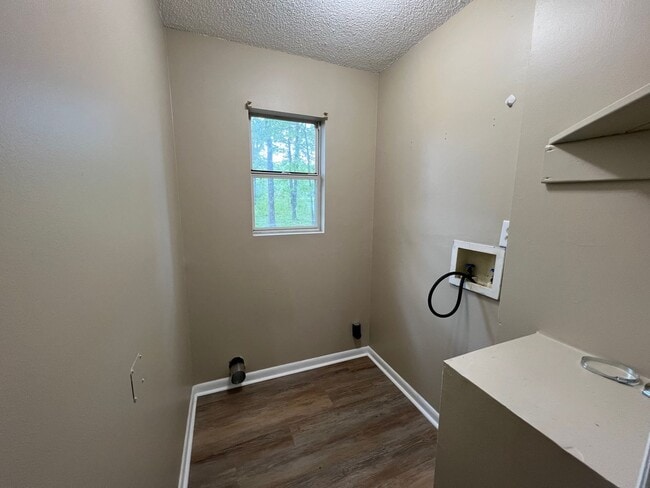 Building Photo - 3 Bedroom in Grant AL