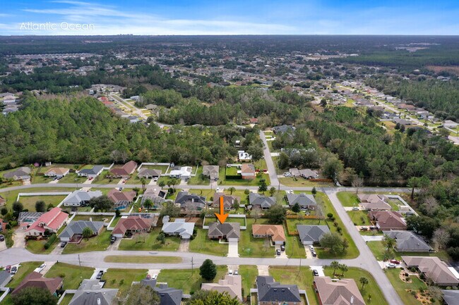 Building Photo - 6 Lemay Pl