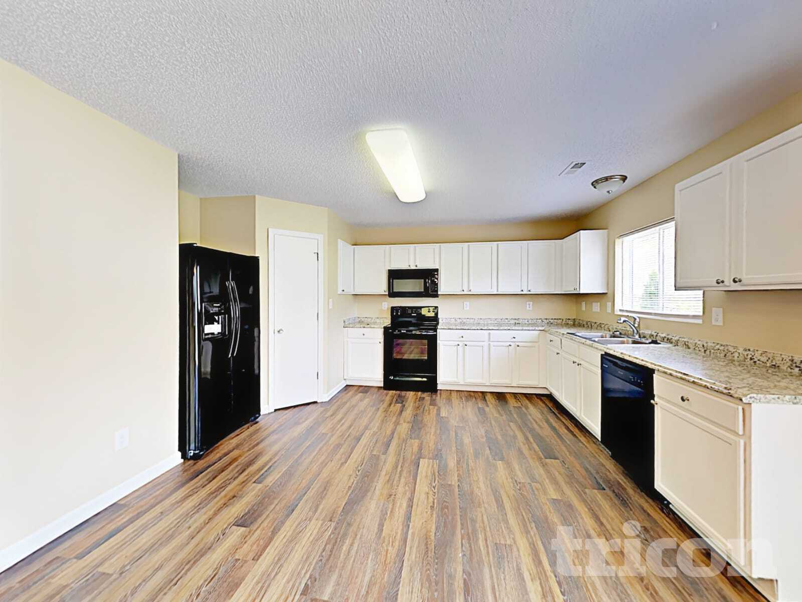 Building Photo - 4319 Stone Mountain Dr