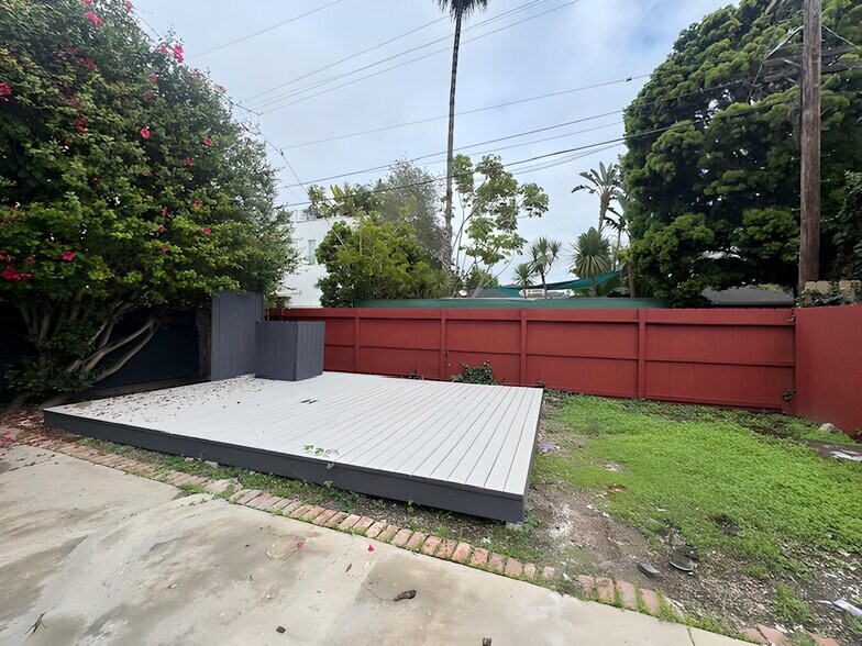 Building Photo - 2416 Boone Ave