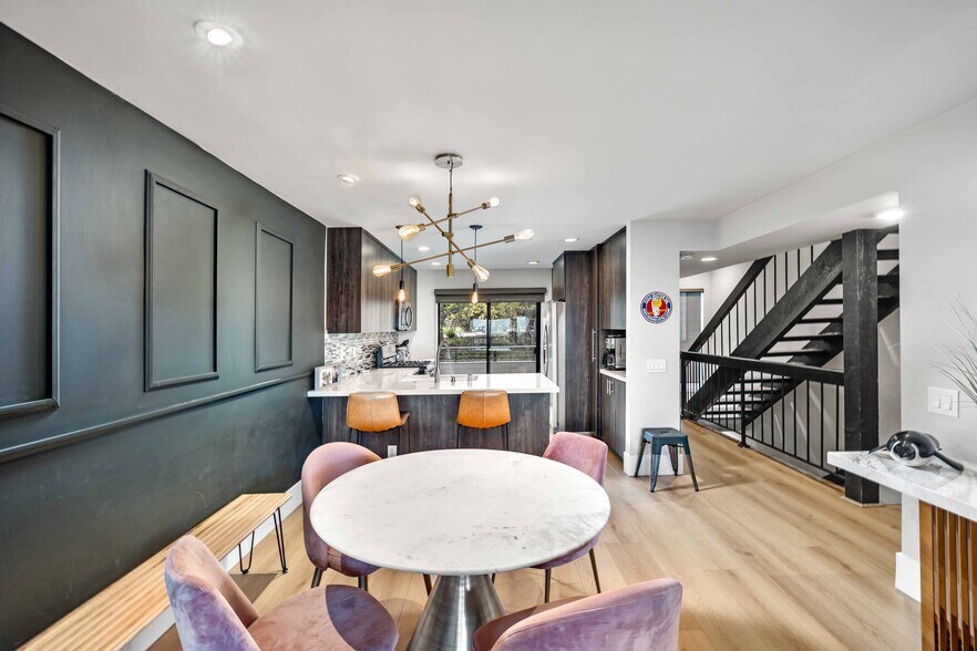 Building Photo - 419 Camino de las Colinas