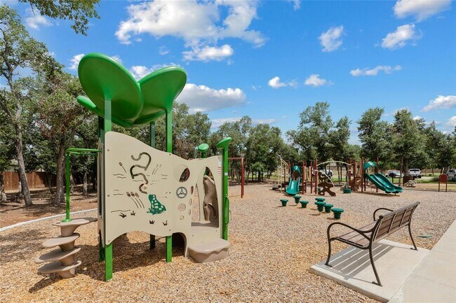 Building Photo - 2416 Four Waters Lp